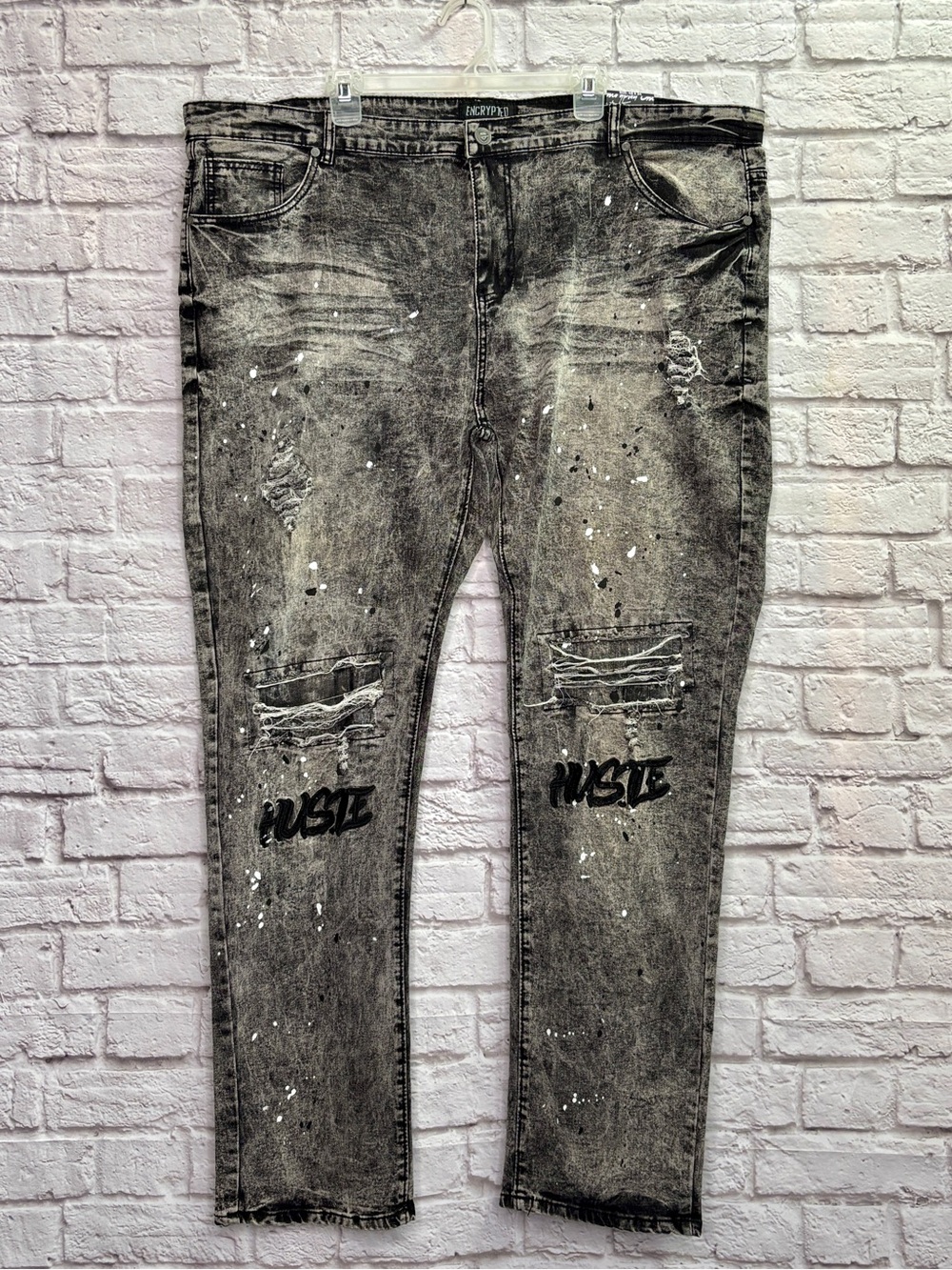 Encrypted NYC Skinny Jeans Size 46 x 34 Hustle Distressed Paint Splatter NWT